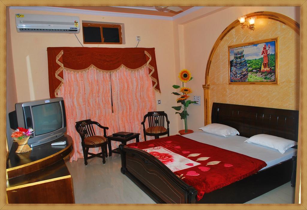 Rishabh Grand Castle Resort Rishīkesh Dış mekan fotoğraf